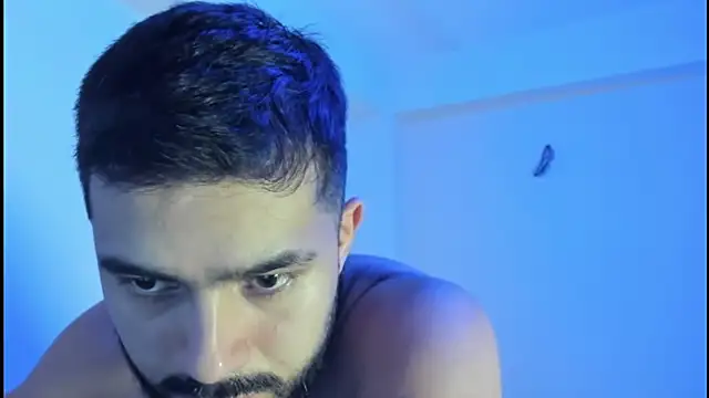 Snapshot of mikeblaree chatting on February 12, 2025, 10:59 pm mikeblaree online show from February 12, 2025, 10:59 pm