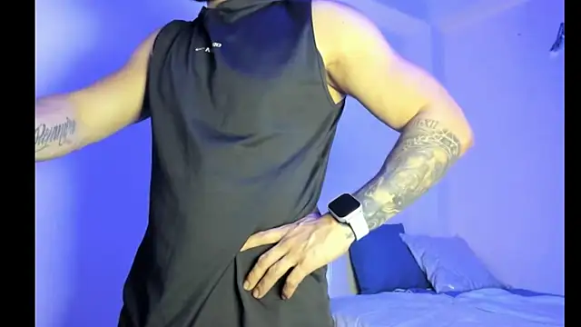 Snapshot of mikeblaree chatting on February 14, 2025, 7:54 pm mikeblaree online show from February 14, 2025, 7:54 pm