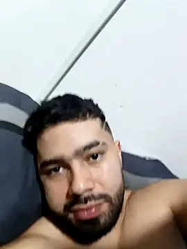 Snapshot of mikeblaree chatting on October 12, 2025, 3:22 pm mikeblaree online show from October 12, 2025, 3:22 pm