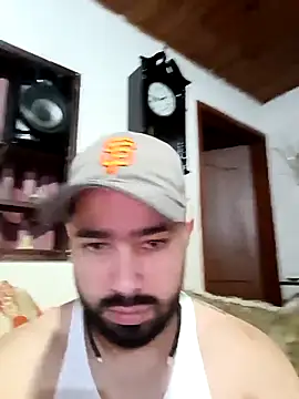 Snapshot of mikeblaree chatting on October 18, 2025, 6:52 pm mikeblaree online show from October 18, 2025, 6:52 pm