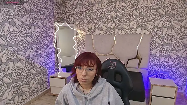 Snapshot of Issa_tay1 chatting on October 13, 2025, 3:28 am Issa tay1 online show from October 13, 2025, 3:28 am