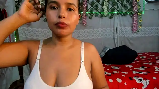 leandro49112 online show from October 7, 2025, 5:21 pm