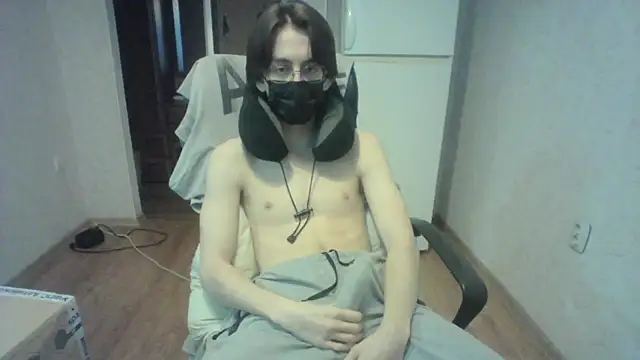 that handsome boy online show from February 18, 2025, 6:26 am