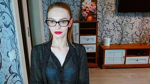 Lady Sunshine  online show from September 29, 2025, 7:13 am