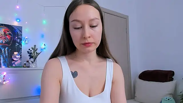 marilinaal online show from December 16, 2025, 7:13 am