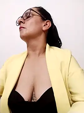 Alanna 11 online show from February 28, 2025, 12:54 am