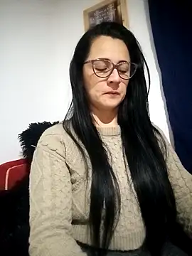 Alanna 11 online show from September 23, 2025, 3:31 am