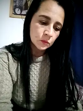 Alanna 11 online show from October 16, 2025, 4:13 am