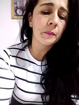 Alanna 11 online show from October 23, 2025, 4:23 am