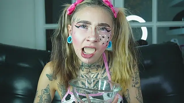 miss   angel online show from March 4, 2026, 10:32 am