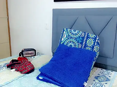 dominic 00 online show from January 14, 2026, 8:47 pm