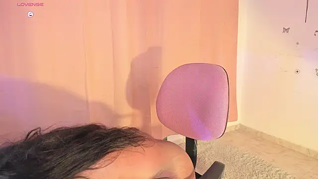 Nataylayla online show from October 11, 2025, 9:35 pm