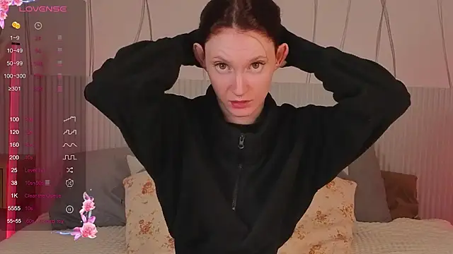 Snapshot of JoYung chatting on October 12, 2025, 4:22 am JoYung online show from October 12, 2025, 4:22 am