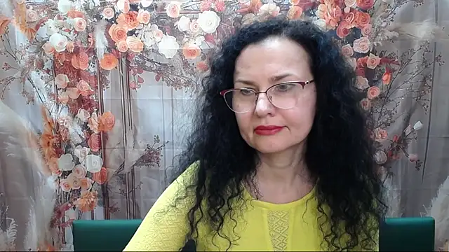Miroslava Happi online show from March 26, 2026, 6:41 am