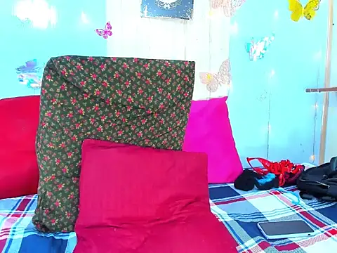 corynatayler online show from November 28, 2025, 11:07 pm