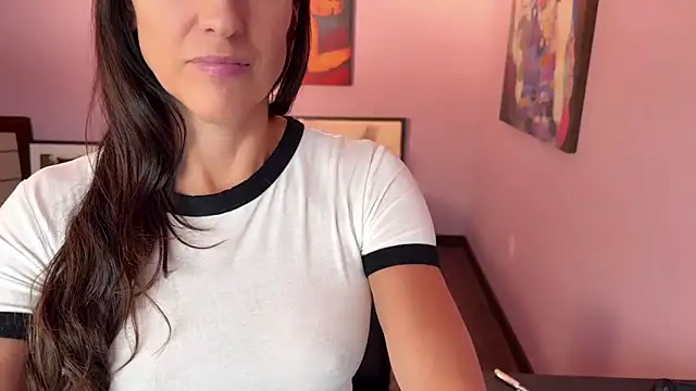 MrsJanetM online show from November 23, 2025, 7:13 pm