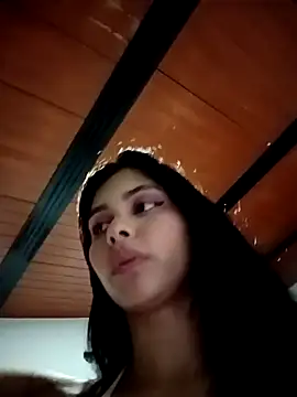 CHLOE ISABELL online show from December 21, 2025, 3:24 am