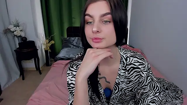 EmmaOlsen4u online show from February 11, 2025, 5:50 pm