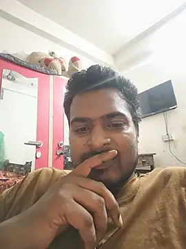 shanj33b online show from June 25, 2026, 8:19 am