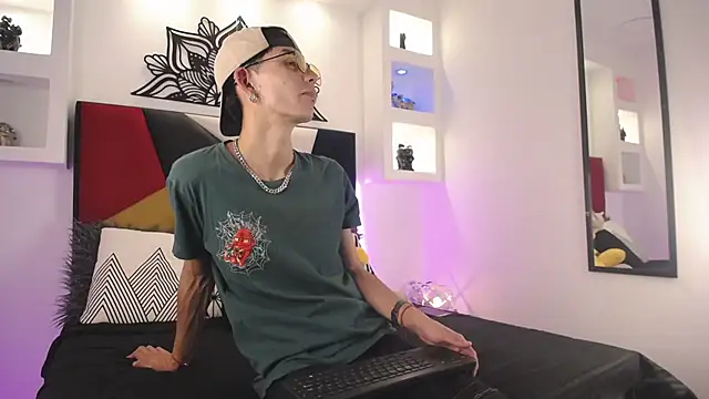 MaikyCooper online show from March 2, 2025, 3:56 am