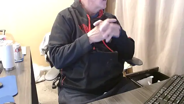 Snapshot of olderandwiser2 chatting on March 14, 2025, 4:43 am olderandwiser2 online show from March 14, 2025, 4:43 am