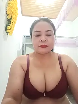 Snapshot of Baby-bigtits2024 chatting on February 21, 2025, 1:55 pm Baby-bigtits2024 online show from February 21, 2025, 1:55 pm