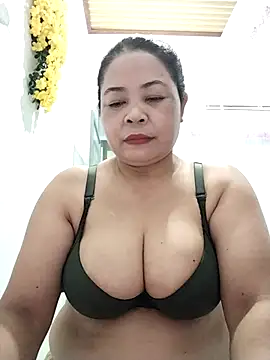 Snapshot of Baby-bigtits2024 chatting on September 22, 2025, 1:46 pm Baby-bigtits2024 online show from September 22, 2025, 1:46 pm