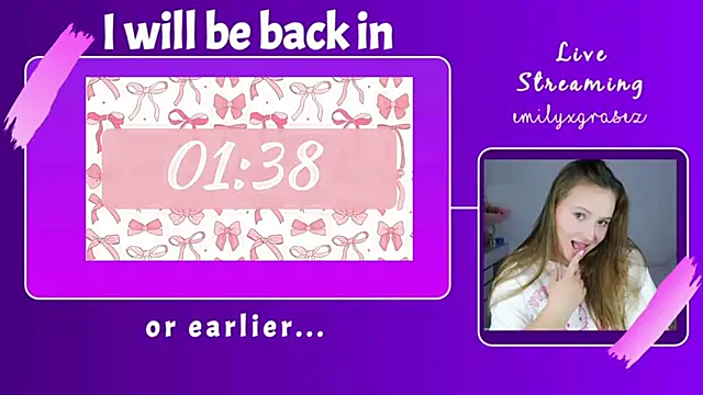 Snapshot of EmilyxxGraces chatting on October 15, 2025, 10:54 pm EmilyxxGraces online show from October 15, 2025, 10:54 pm