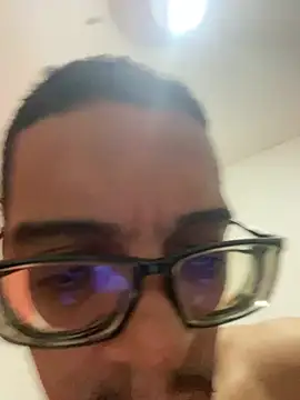 Diegodelicia online show from July 9, 2026, 4:16 am