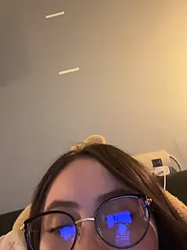 Snapshot of ValentinaOrtiz3 chatting on July 19, 2026, 2:37 am ValentinaOrtiz3 online show from July 19, 2026, 2:37 am