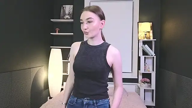 FeliceAldridge online show from February 15, 2025, 6:12 pm