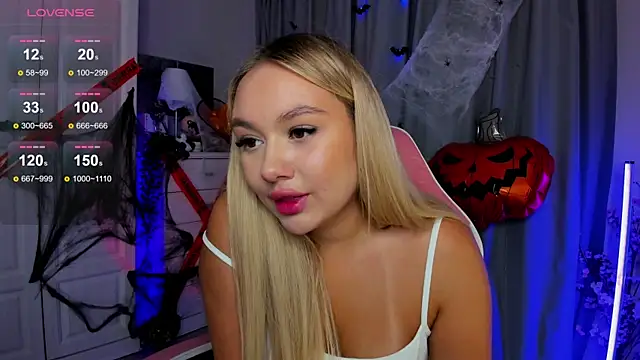  Loneve   online show from October 15, 2025, 2:50 pm