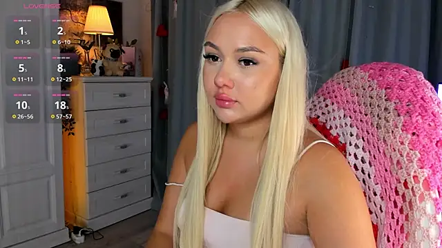 Snapshot of _Loneve__ chatting on August 7, 2026, 3:25 pm Loneve online show from August 7, 2026, 3:25 pm