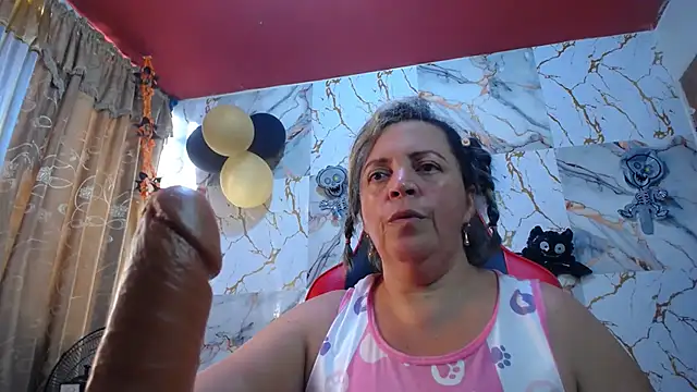 alina maturehot online show from October 28, 2025, 8:44 pm