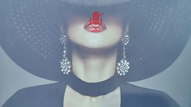 Chanel Noire online show from February 24, 2025, 1:10 pm