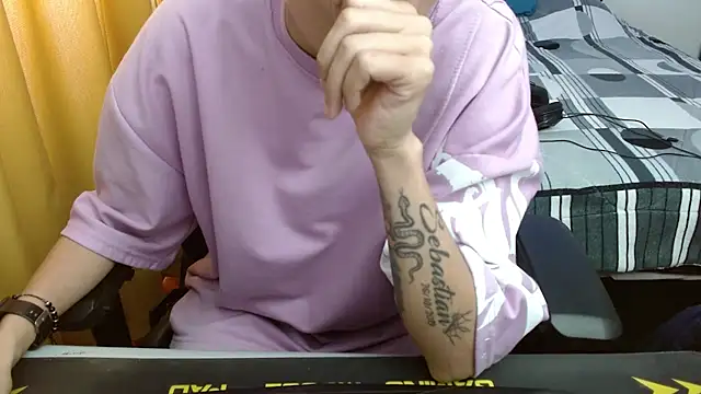 Snapshot of duo_peludoo chatting on February 5, 2026, 4:44 pm duo peludoo online show from February 5, 2026, 4:44 pm