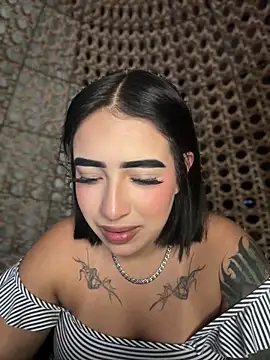 Snapshot of Scarlett-LS chatting on September 24, 2025, 2:26 am Scarlett-LS online show from September 24, 2025, 2:26 am