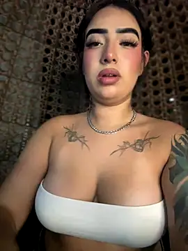 Snapshot of Scarlett-LS chatting on September 28, 2025, 2:06 am Scarlett-LS online show from September 28, 2025, 2:06 am