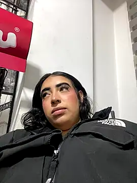 Snapshot of Scarlett-LS chatting on October 31, 2025, 2:01 am Scarlett-LS online show from October 31, 2025, 2:01 am