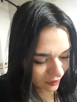 nikki grey online show from October 5, 2025, 4:00 am