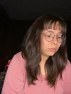 Solo yoss online show from November 27, 2025, 6:15 am