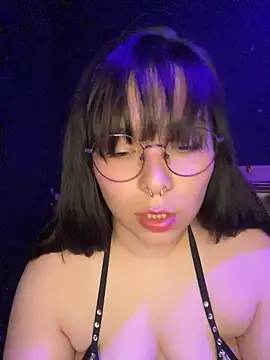 Solo yoss online show from June 1, 2026, 6:04 am