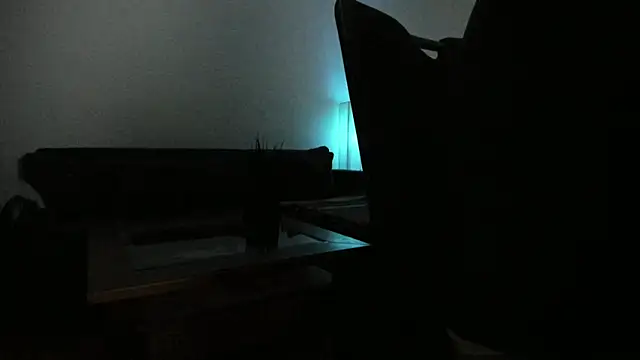 Snapshot of molicaremolicare chatting on October 23, 2025, 9:02 pm molicaremolicare online show from October 23, 2025, 9:02 pm