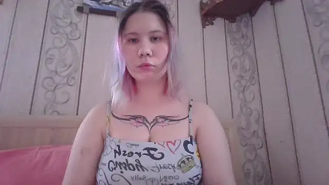 Little kitsune1707 online show from October 1, 2025, 8:53 am