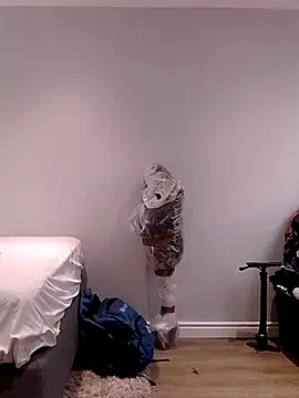 Snapshot of Asanda69 chatting on February 12, 2025, 11:18 am Asanda69 online show from February 12, 2025, 11:18 am