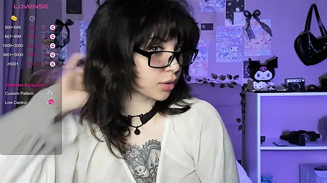 marynixoxo online show from February 26, 2026, 4:28 pm