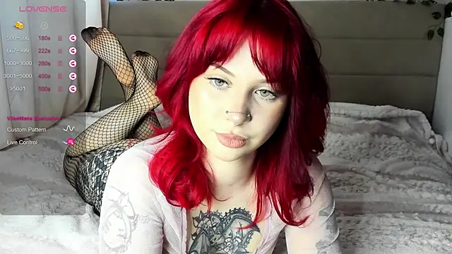 marynixoxo online show from April 30, 2026, 10:43 am