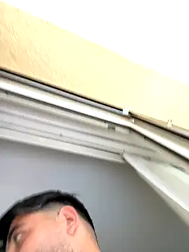 Sex-10-10 online show from October 16, 2025, 8:26 am