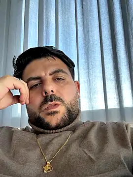 Sex-10-10 online show from November 4, 2025, 11:42 am