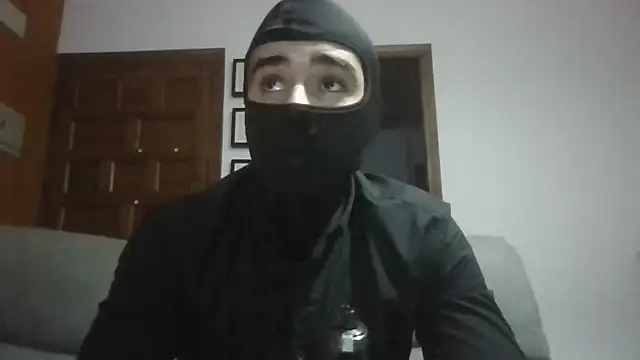 Snapshot of ESCOMOFUC chatting on February 24, 2025, 8:47 pm ESCOMOFUC online show from February 24, 2025, 8:47 pm